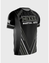 Camiseta Buddha MMA en tonos negros, grises y blancos. Diseño moderno con logotipo Buddha y frase “Mixed Martial Arts”.