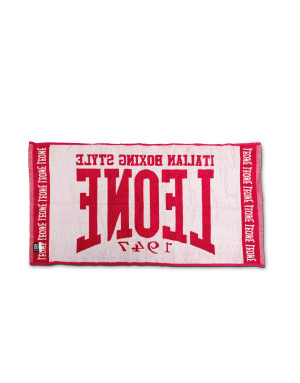 Leone 1947 Red Towel | Sports Towel for Boxing, MMA and the Gym
