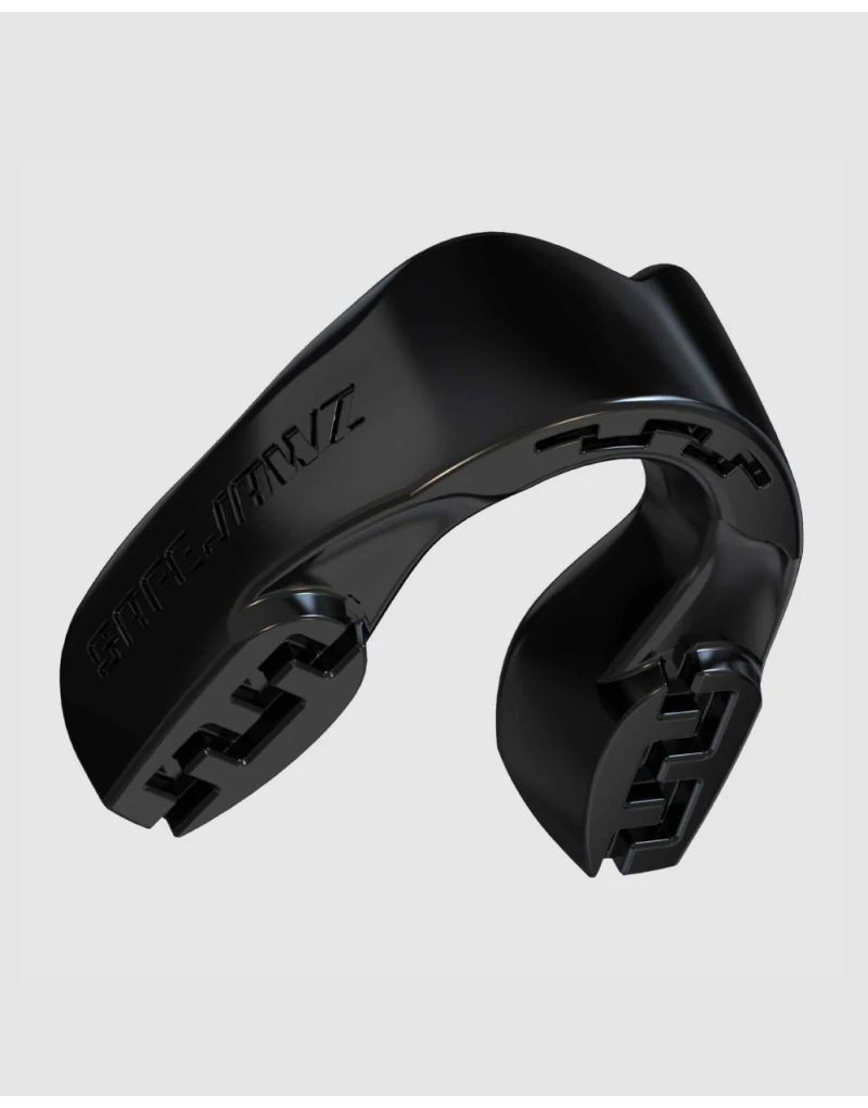 Safejawz Intro Series Black – Adjustable and Secure Mouthguard for Boxing, MMA and Kickboxing