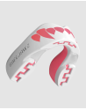 Bucal Safejawz Extro Series Pink Fangz su diseño rosa con colmillos de tiburón, máximo confort y protección profesional.